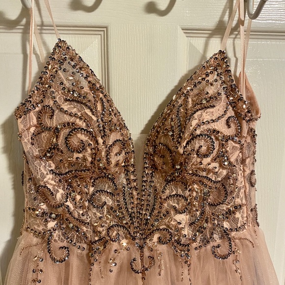 Wedding/Prom/Party Dress - Picture 4 of 6